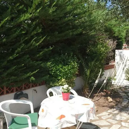 La Casa Relax Zone Con Jardin Grande Apartamento